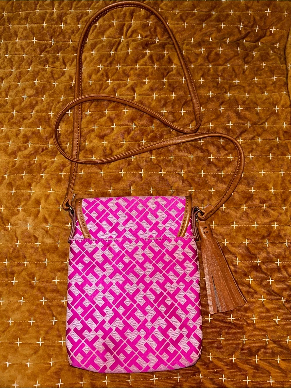 Tommy Hilfiger Pink Crossbody Phone Bag with Tan Trim